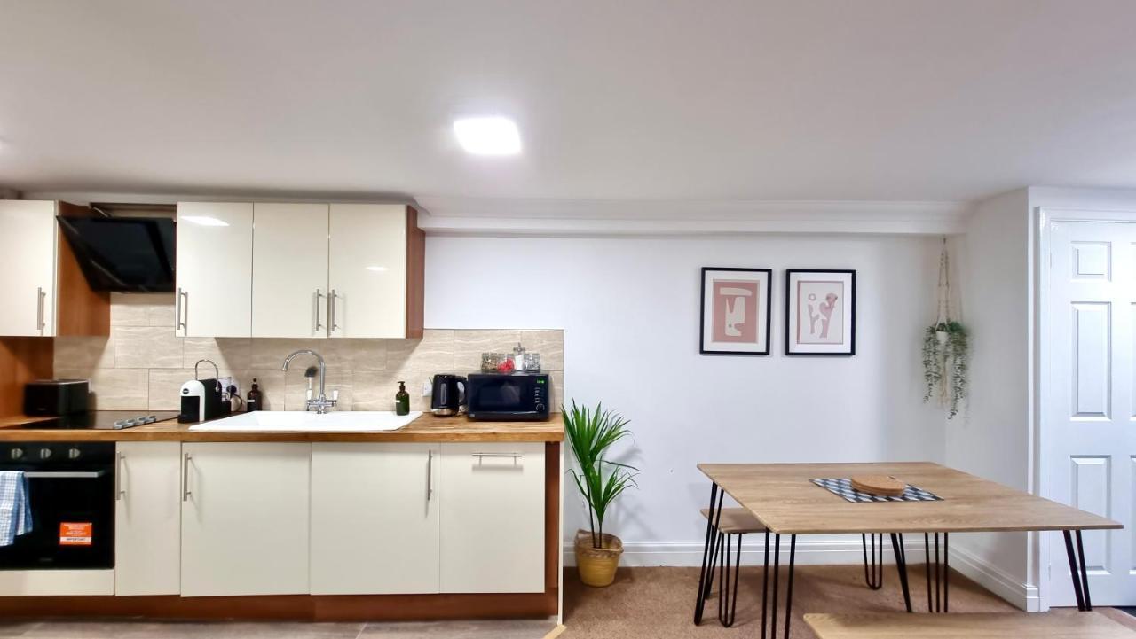 Thompson Apartments By Switchback Stays Cardiff Esterno foto